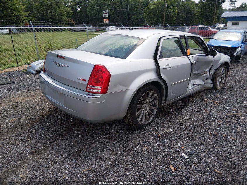 2008 Chrysler 300 VIN 2C3LA63H58H139230 IAAI salvage auction — LEFT & RIGHT, Salvage (South Carolina), sold $400 on 2026-09-08 (photo 4)