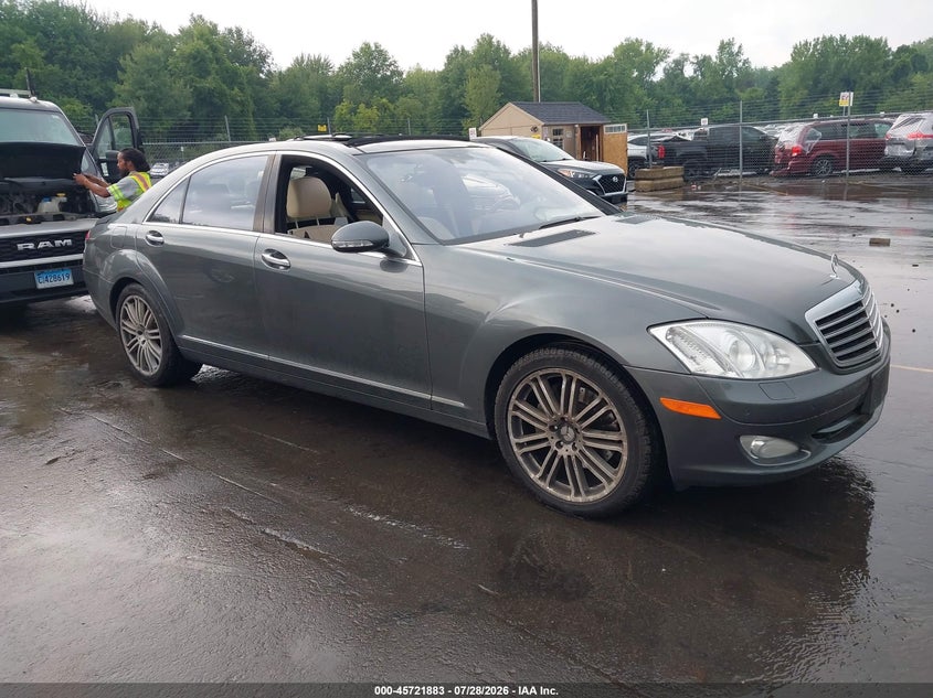 2007 Mercedes-benz S class VIN WDDNG71XX7A039906 IAAI salvage auction — ROOF, Salvage (Connecticut), sold $1,600 on 2026-08-14 (photo 1)
