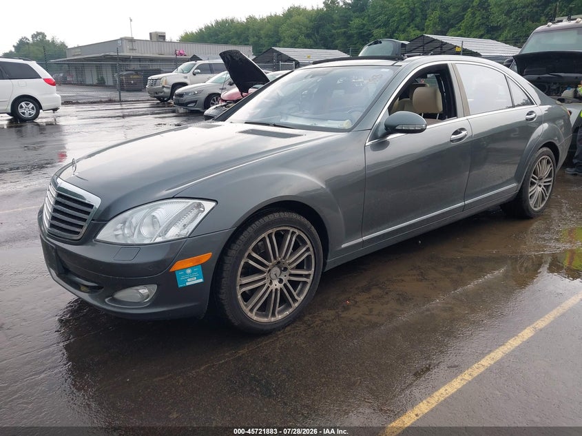 2007 Mercedes-benz S class VIN WDDNG71XX7A039906 IAAI salvage auction — ROOF, Salvage (Connecticut), sold $1,600 on 2026-08-14 (photo 2)