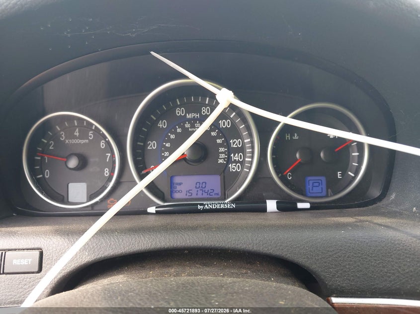 2011 Hyundai Veracruz VIN KM8NUDCC0BU167151 IAAI salvage auction — NORMAL WEAR, Clear (New York), sold $475 on 2026-07-30 (photo 7)