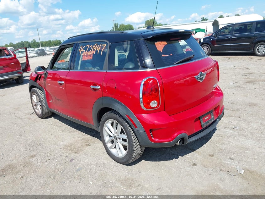 2013 Mini Countryman VIN WMWZC5C52DWM15730 IAAI salvage auction — SIDE, Salvage Title, sold $675 on 2026-08-19 (photo 3)