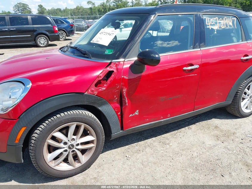 2013 Mini Countryman VIN WMWZC5C52DWM15730 IAAI salvage auction — SIDE, Salvage Title, sold $675 on 2026-08-19 (photo 6)