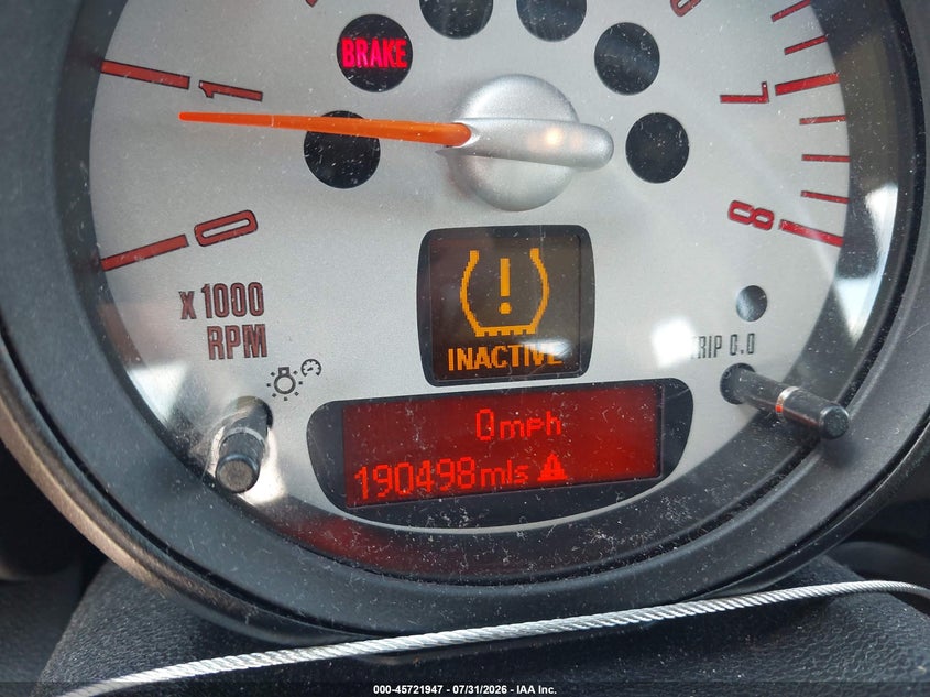 2013 Mini Countryman VIN WMWZC5C52DWM15730 IAAI salvage auction — SIDE, Salvage Title, sold $675 on 2026-08-19 (photo 7)