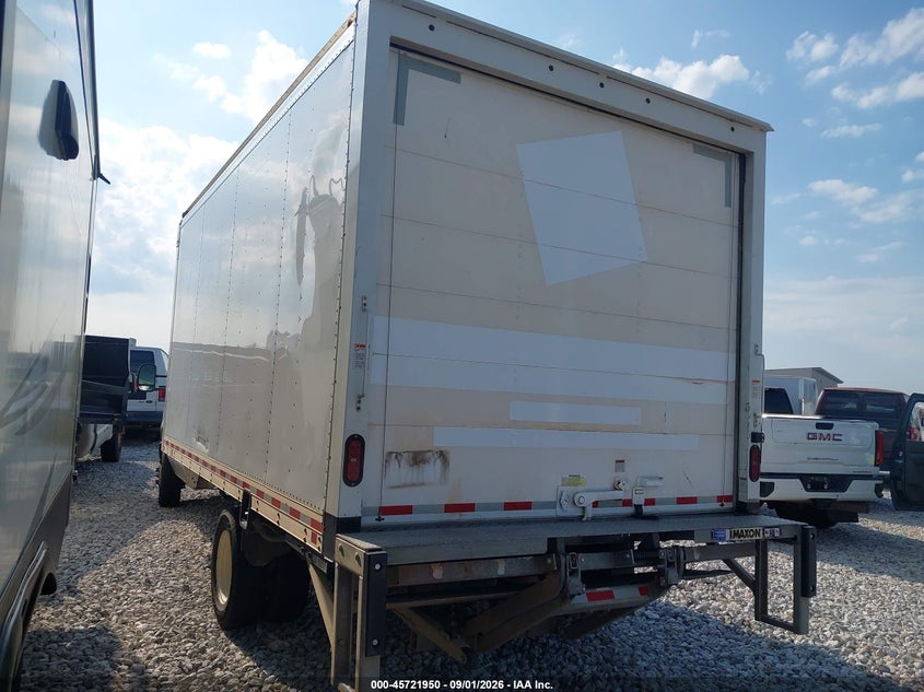 2024 Ford Econoline VIN 1FDWE3FN4RDD30435 IAAI salvage auction — SIDE, Salvage Title, sold $15,100 on 2026-09-02 (photo 3)