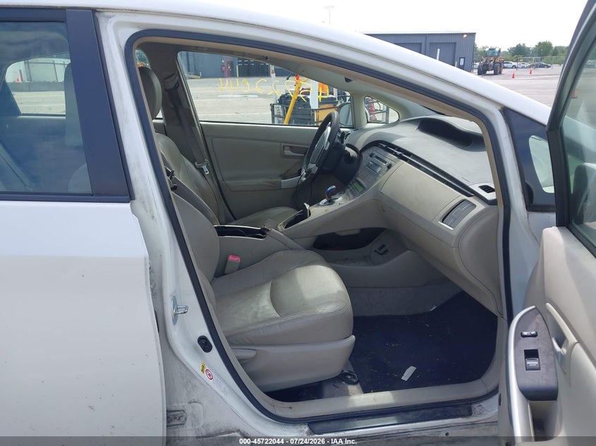 2011 Toyota Prius VIN JTDKN3DU1B5288318 IAAI salvage auction — NORMAL WEAR, Clear (Indiana), sold $1,050 on 2026-07-31 (photo 5)