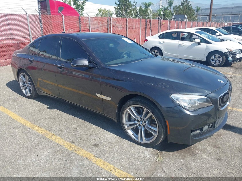 2014 BMW 7er VIN WBAYA8C50ED824986 IAAI salvage auction — FRONT END, Salvage Title, sold $750 on 2026-08-04 (photo 1)