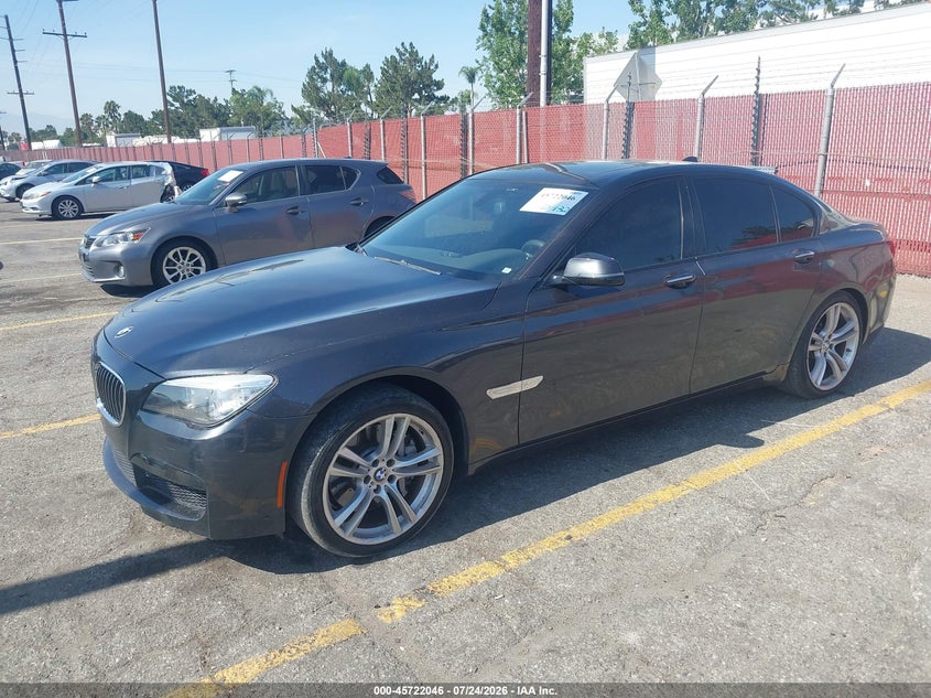 2014 BMW 7er VIN WBAYA8C50ED824986 IAAI salvage auction — FRONT END, Salvage Title, sold $750 on 2026-08-04 (photo 2)