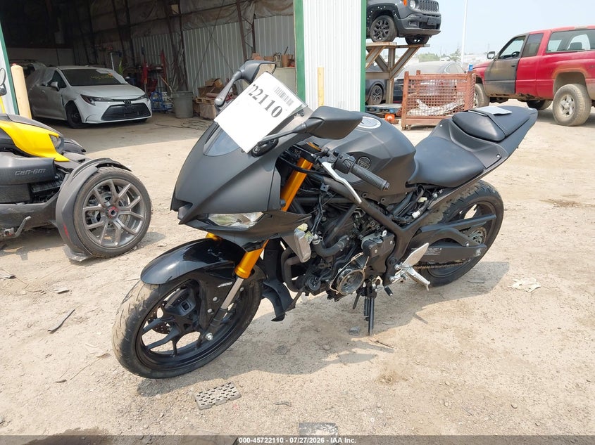 2019 Yamaha Yzf VIN MH3RH18Y2KK001840 IAAI salvage auction — SIDE, Salvage (Ohio), sold $450 on 2026-08-13 (photo 2)