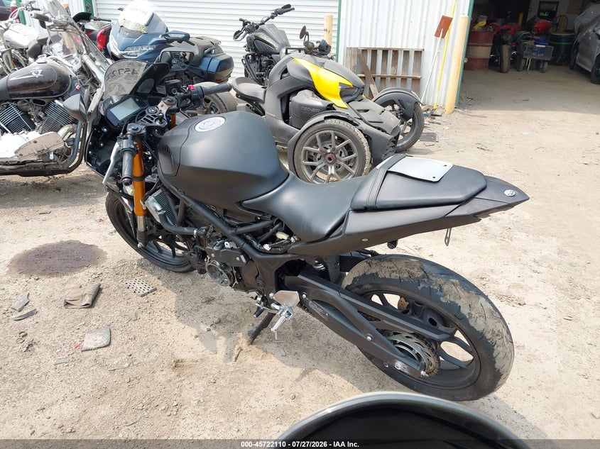 2019 Yamaha Yzf VIN MH3RH18Y2KK001840 IAAI salvage auction — SIDE, Salvage (Ohio), sold $450 on 2026-08-13 (photo 3)