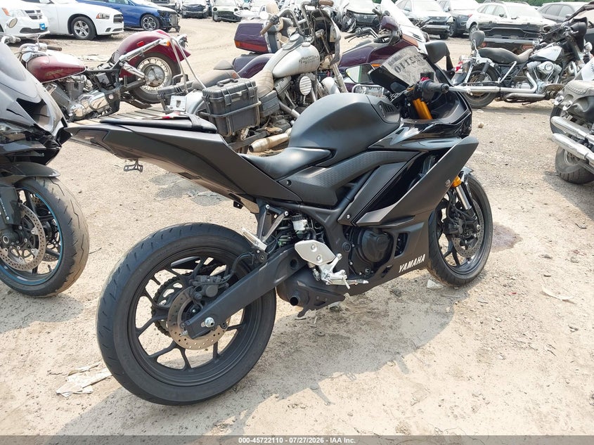 2019 Yamaha Yzf VIN MH3RH18Y2KK001840 IAAI salvage auction — SIDE, Salvage (Ohio), sold $450 on 2026-08-13 (photo 4)