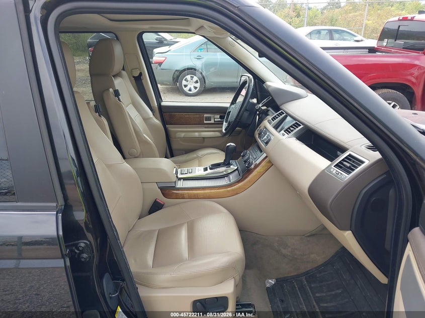2013 Land rover Range rover sport VIN SALSF2D4XDA786916 IAAI salvage auction — LEFT FRONT, Salvage (Pennsylvania), sold $1,050 on 2026-09-15 (photo 5)