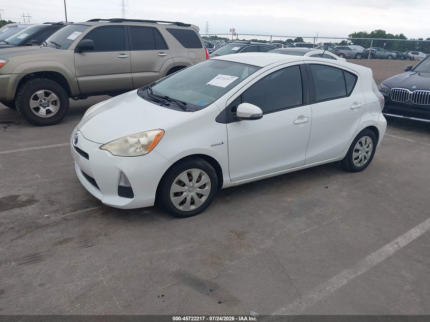 2012 Toyota Prius c VIN JTDKDTB38C1513145 IAAI salvage auction — NORMAL WEAR, Clear (Mississippi), sold $25 on 2026-07-28 (photo 2)