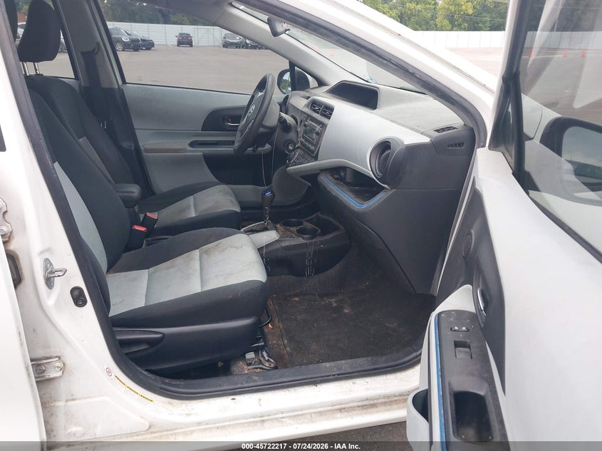2012 Toyota Prius c VIN JTDKDTB38C1513145 IAAI salvage auction — NORMAL WEAR, Clear (Mississippi), sold $25 on 2026-07-28 (photo 5)