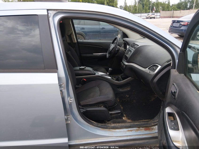 2013 Dodge Journey VIN 3C4PDCBG0DT636862 IAAI salvage auction — LEFT SIDE, Salvage (Missouri), sold $375 on 2026-08-22 (photo 5)