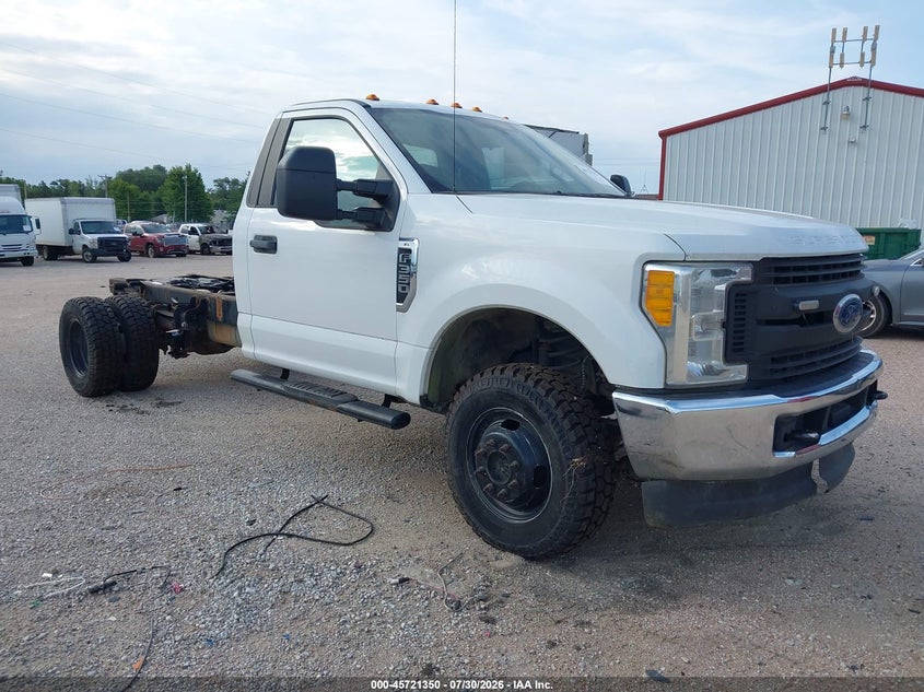 2017 Ford F350 VIN 1FDRF3H61HEE56129 — IAAI salvage auction photo