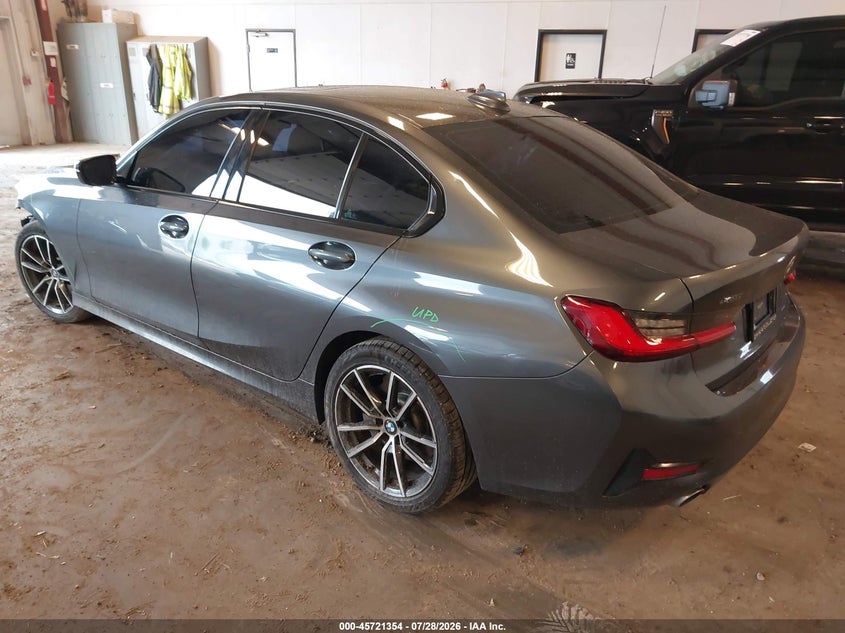 2020 BMW 3er VIN 3MW5R7J02L8B11479 IAAI salvage auction — FRONT END, Wait Title, sold $7,400 on 2026-09-01 (photo 3)