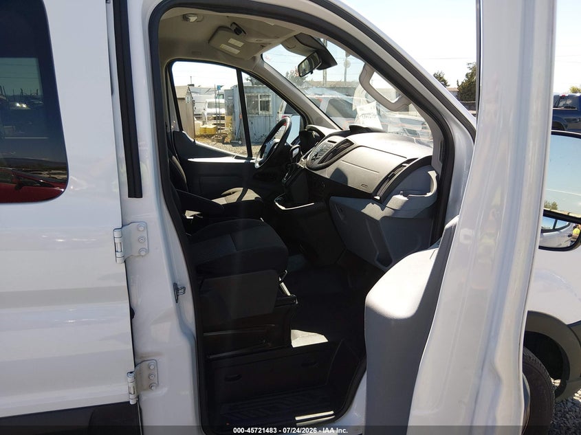 2019 Ford Transit 150 VIN 1FMZK1ZM3KKB08354 IAAI salvage auction — NORMAL WEAR, SF97 (Oregon), sold $12,550 on 2026-08-26 (photo 5)