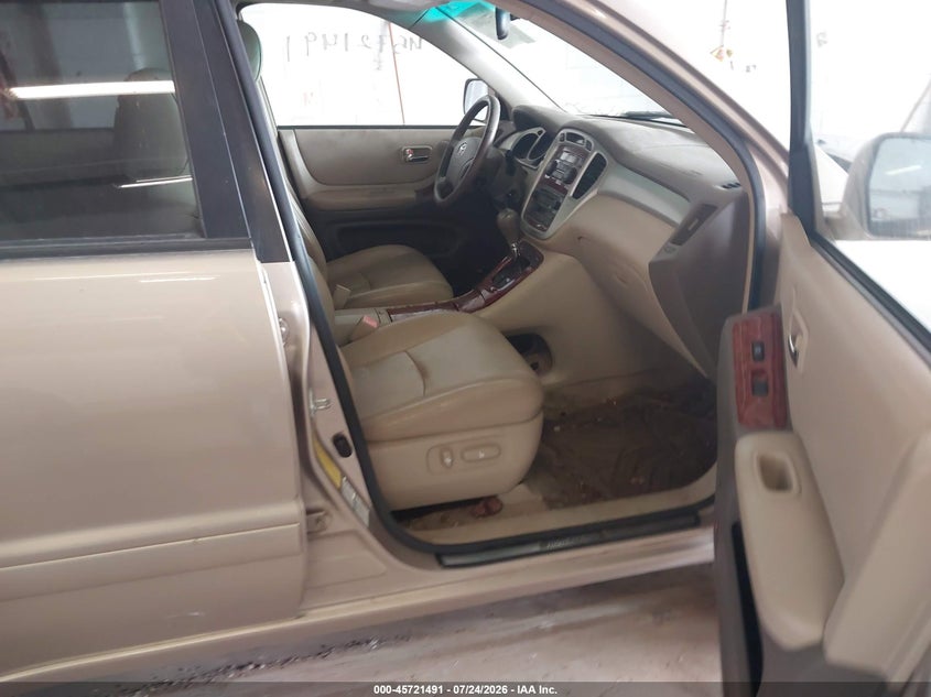 2006 Toyota Highlander VIN JTEEP21A860175752 IAAI salvage auction — NORMAL WEAR, Clear (Minnesota), sold $75 on 2026-07-29 (photo 5)