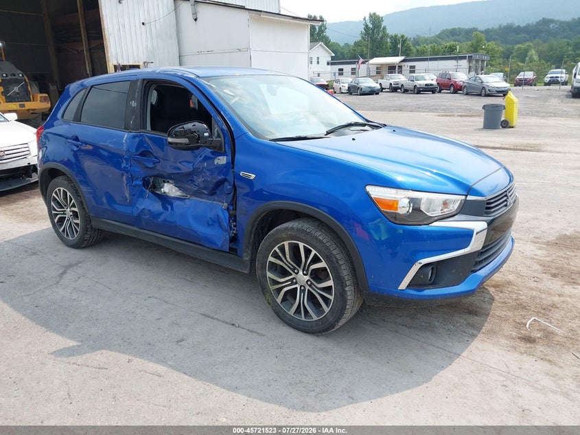 2017 Mitsubishi Outlander VIN JA4AR3AW9HZ053957 IAAI salvage auction — RIGHT SIDE, Salvage Title, sold $625 on 2026-08-22 (photo 1)