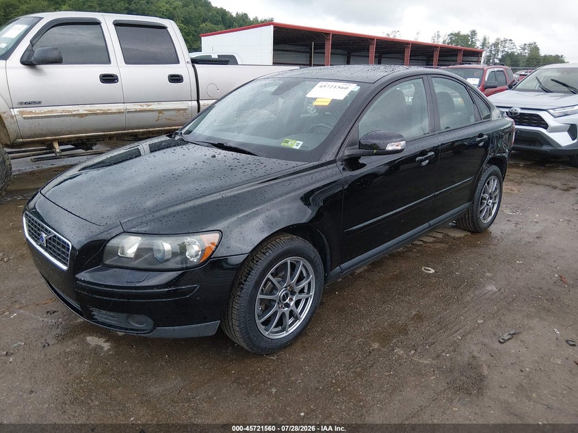 2007 Volvo S40 VIN YV1MH682372304872 IAAI salvage auction — REAR END, Salvage (West Virginia), sold $250 on 2026-08-22 (photo 2)
