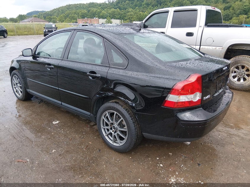 2007 Volvo S40 VIN YV1MH682372304872 IAAI salvage auction — REAR END, Salvage (West Virginia), sold $250 on 2026-08-22 (photo 3)