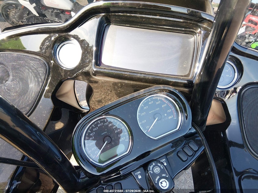 2021 Harley-davidson Fltrxs VIN 1HD1KTP10MB676813 IAAI salvage auction — SIDE, Salvage (Arizona), sold $7,200 on 2026-09-02 (photo 7)