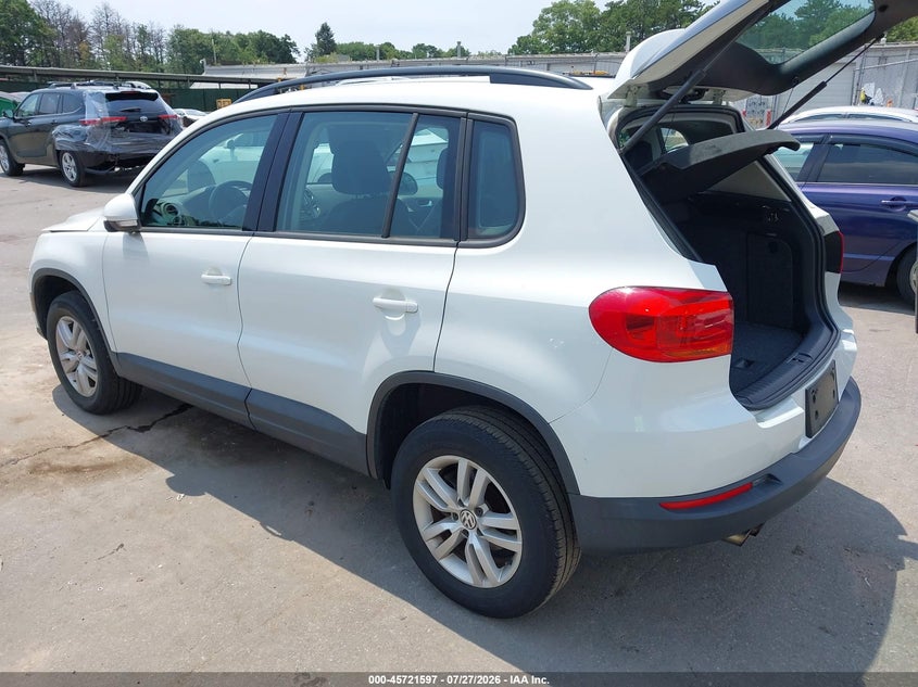 2016 Volkswagen Tiguan VIN WVGBV7AX2GW558062 IAAI salvage auction — RIGHT SIDE, Salvage Title, sold $1,050 on 2026-08-09 (photo 3)