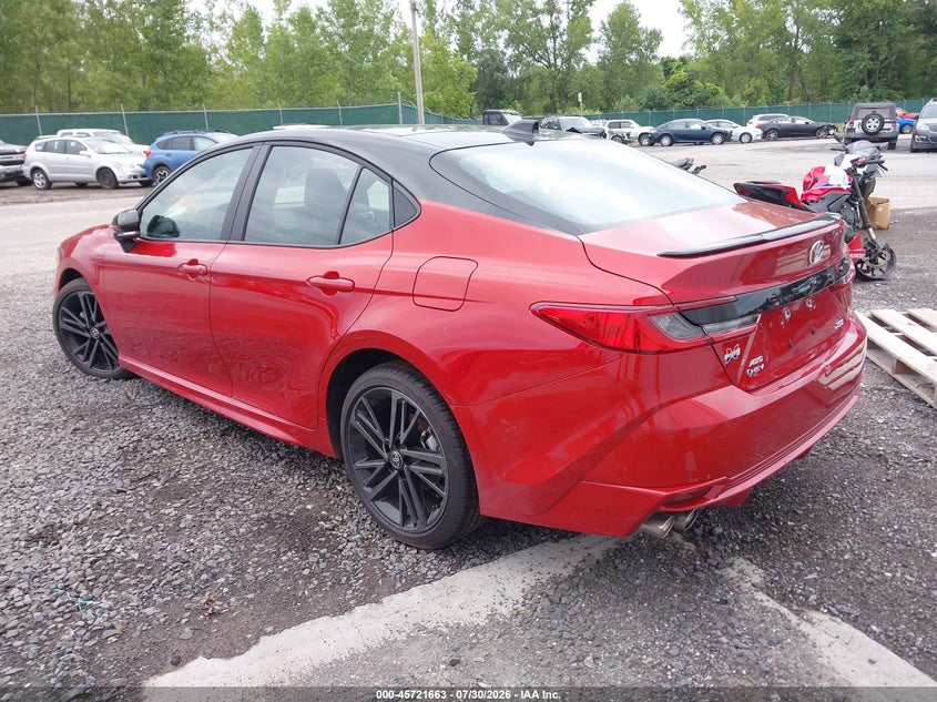 2026 Toyota Camry VIN 4T1DBADK7TU061271 IAAI salvage auction — SIDE, Wait Title, sold $14,250 on 2026-09-08 (photo 3)