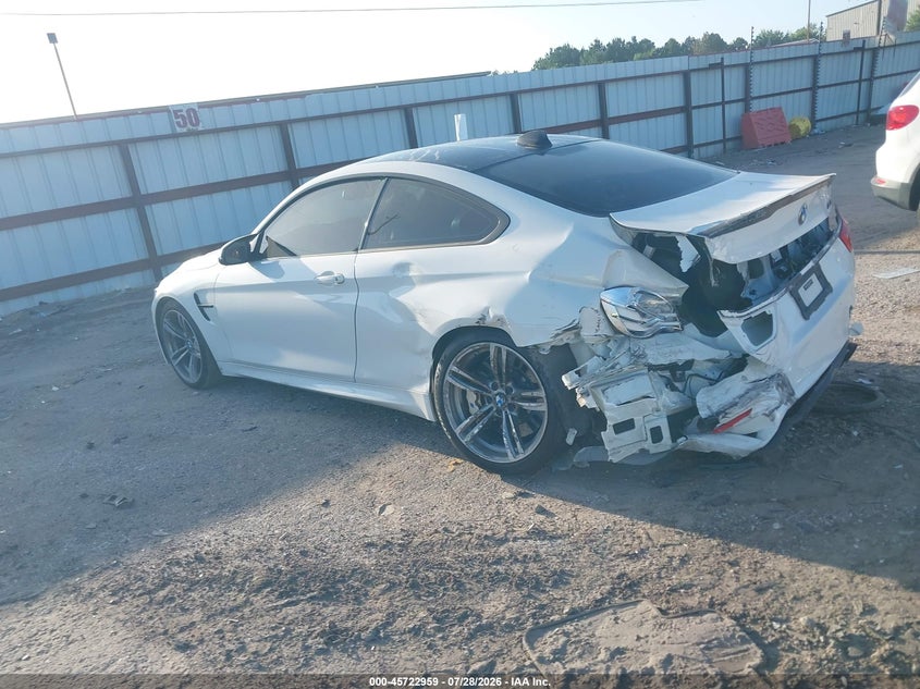 2016 BMW M4 VIN WBS3R9C5XGK336986 IAAI salvage auction — REAR END, Wait Title, sold $15,100 on 2026-09-05 (photo 3)