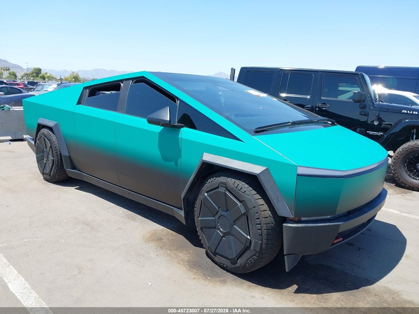 2024 Tesla Cybertruck VIN 7G2CEHED1RA002843 — IAAI salvage auction photo