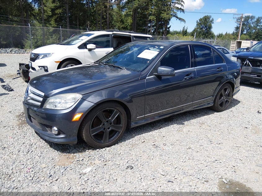 2010 Mercedes-benz C class VIN WDDGF8BB1AR115171 IAAI salvage auction — REAR END, Bill Of Sale (Washington), sold $775 on 2026-08-13 (photo 2)