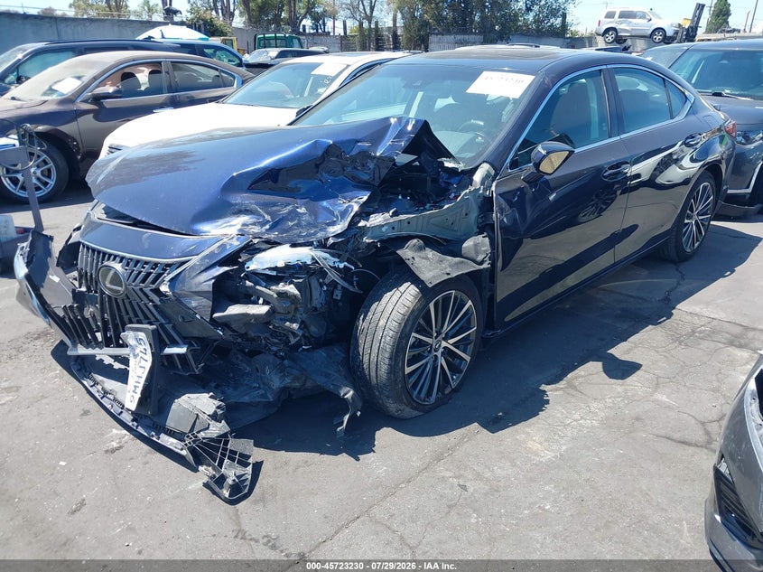 2024 Lexus ES VIN 58ADA1C1XRU048706 IAAI salvage auction — LEFT FRONT, Salvage Title, sold $10,400 on 2026-08-12 (photo 2)