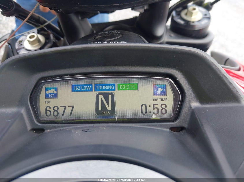 2013 Ducati Diavel VIN ZDM13BLW0DB015541 IAAI salvage auction — FRONT END, Wait Title, sold $1,550 on 2026-09-16 (photo 7)
