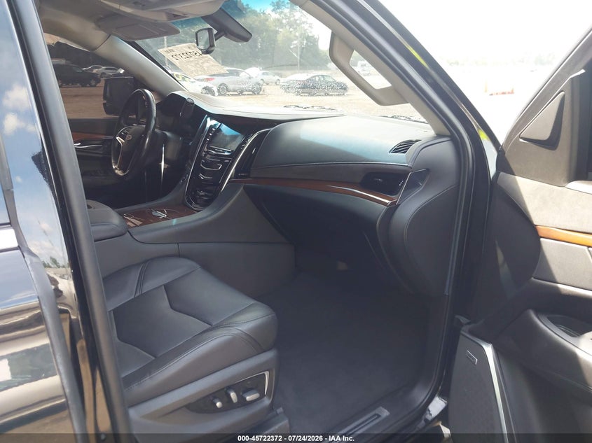 2019 Cadillac Escalade VIN 1GYS4GKJ2KR327777 IAAI salvage auction — SIDE, Salvage - Greater Than 75% (Maryland), sold $13,200 on 2026-08-19 (photo 5)