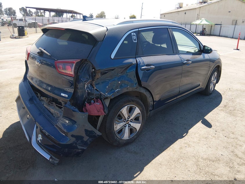 2018 Kia Niro VIN KNDCB3LC6J5200755 IAAI salvage auction — REAR END, Salvage Title, sold $2,900 on 2026-08-20 (photo 4)