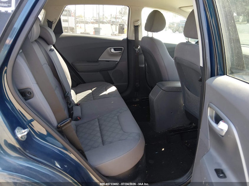 2018 Kia Niro VIN KNDCB3LC6J5200755 IAAI salvage auction — REAR END, Salvage Title, sold $2,900 on 2026-08-20 (photo 8)