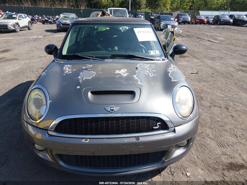 2010 Mini Cooper VIN WMWMF7C57ATZ69937 IAAI salvage auction — NORMAL WEAR, Clear (Pennsylvania), sold $600 on 2026-08-19 (photo 6)