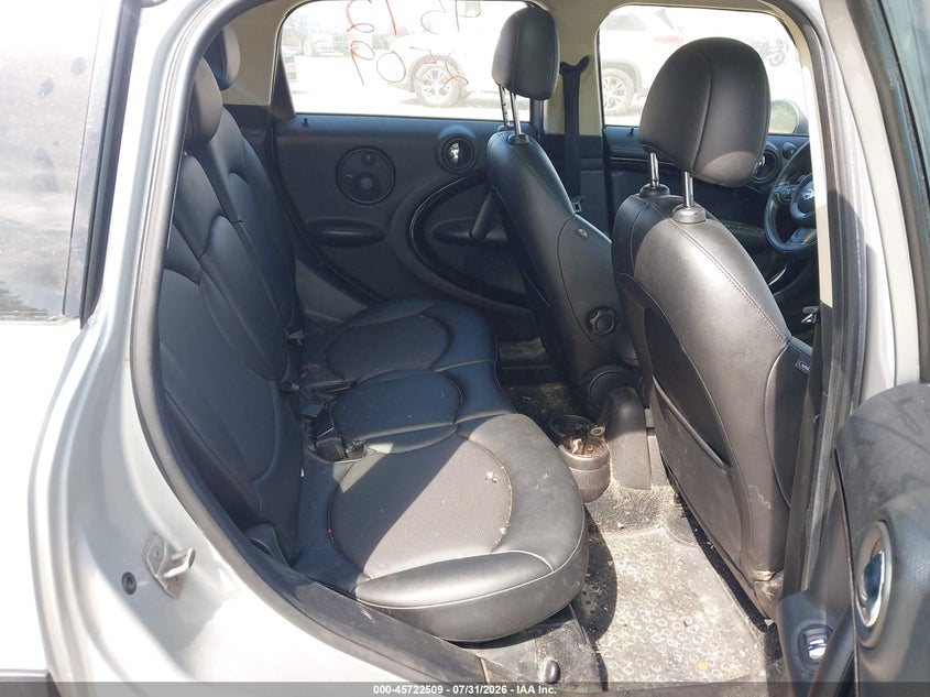 2016 Mini Countryman VIN WMWZC5C59GWU01795 IAAI salvage auction — NORMAL WEAR, Salvage Title, sold $475 on 2026-08-10 (photo 8)