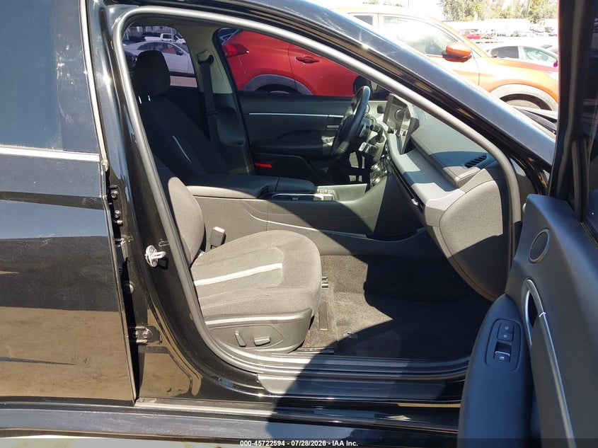 2024 Hyundai Sonata VIN KMHL34JJ2RA100381 IAAI salvage auction — REAR END, Salvage Title, sold $9,350 on 2026-09-11 (photo 5)