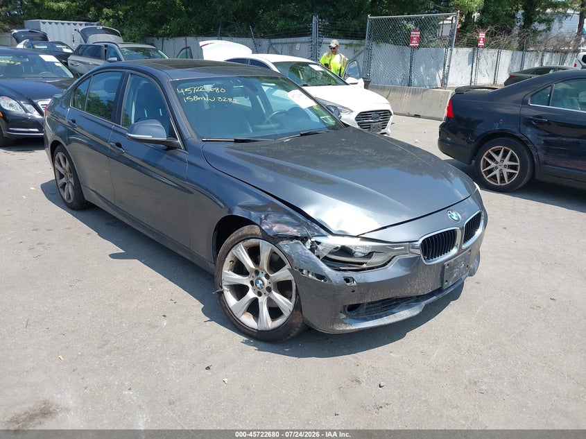 2015 BMW 3er VIN WBA3B3G50FNR87282 IAAI salvage auction — FRONT END, Wait Title, sold $1,975 on 2026-08-11 (photo 6)