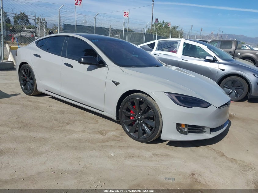 2017 Tesla Model s VIN 5YJSA1E13HF219142 — IAAI salvage auction photo
