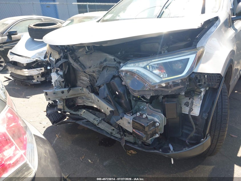 2018 Toyota Rav 4 VIN 2T3ZFREV0JW503054 IAAI salvage auction — FRONT END, Salvage Title, sold $2,550 on 2026-08-30 (photo 6)