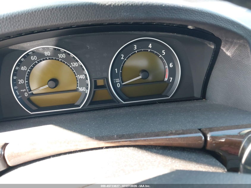 2007 BMW 7 series VIN WBAHN83577DT76771 IAAI salvage auction — NORMAL WEAR, Clear-Dealer Only (Oregon), sold $150 on 2026-07-30 (photo 7)