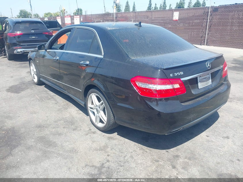 2012 Mercedes-benz E-klasse VIN WDDHF5KB5CA588592 IAAI salvage auction — FRONT END, Wait Title, sold $1,700 on 2026-08-12 (photo 3)