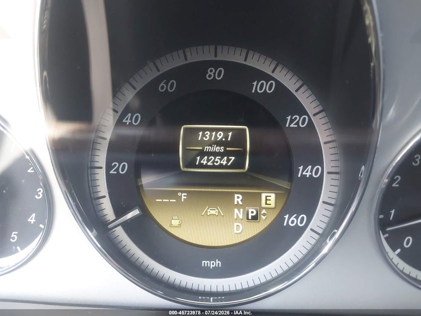 2012 Mercedes-benz E-klasse VIN WDDHF5KB5CA588592 IAAI salvage auction — FRONT END, Wait Title, sold $1,700 on 2026-08-12 (photo 7)