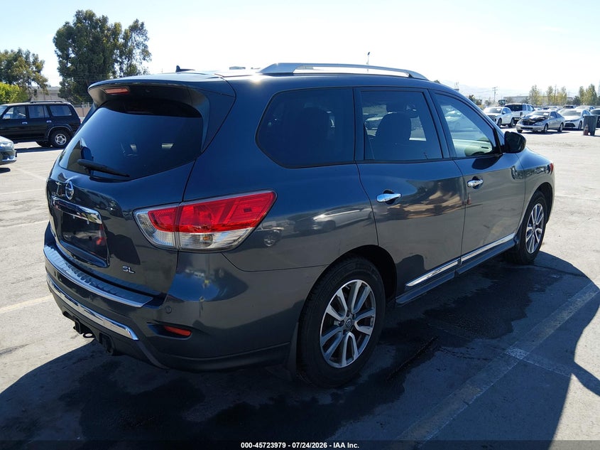 2014 Nissan Pathfinder VIN 5N1AR2MN4EC635753 IAAI salvage auction — NORMAL WEAR, Clear - Dealer Only (California), sold $650 on 2026-08-26 (photo 4)
