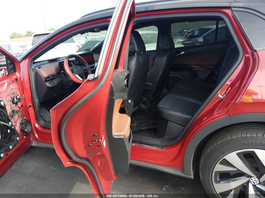 2022 Volkswagen Id.4 VIN WVGUNPE2XNP035760 IAAI salvage auction — LEFT FRONT, Salvage Title, sold $8,600 on 2026-09-04 (photo 8)