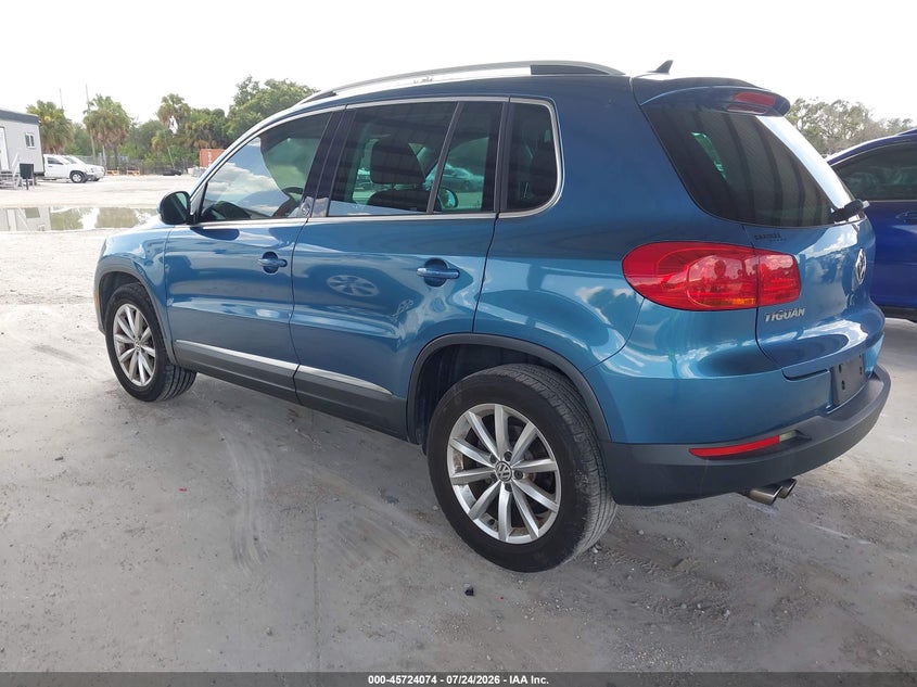 2017 Volkswagen Tiguan VIN WVGRV7AX2HW507841 IAAI salvage auction — NORMAL WEAR, Salvage Title, sold $3,050 on 2026-08-11 (photo 3)