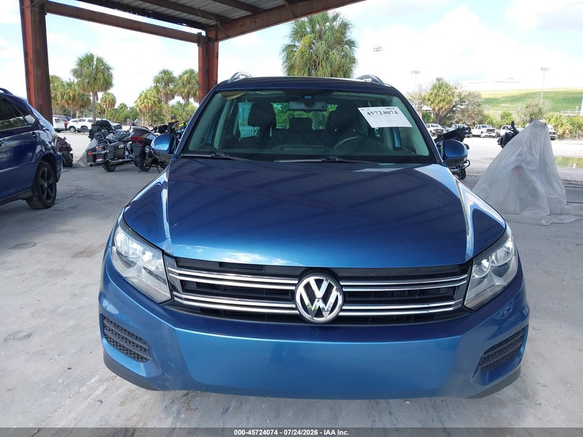 2017 Volkswagen Tiguan VIN WVGRV7AX2HW507841 IAAI salvage auction — NORMAL WEAR, Salvage Title, sold $3,050 on 2026-08-11 (photo 6)