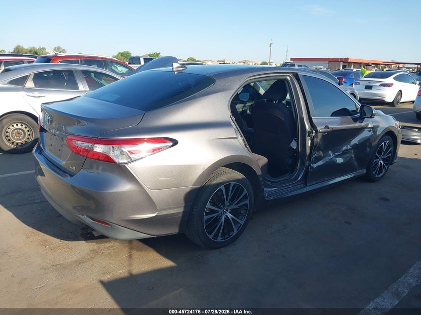 2019 Toyota Camry VIN 4T1B11HK9KU785434 IAAI salvage auction — RIGHT SIDE, Salvage Title, sold $5,300 on 2026-08-03 (photo 4)